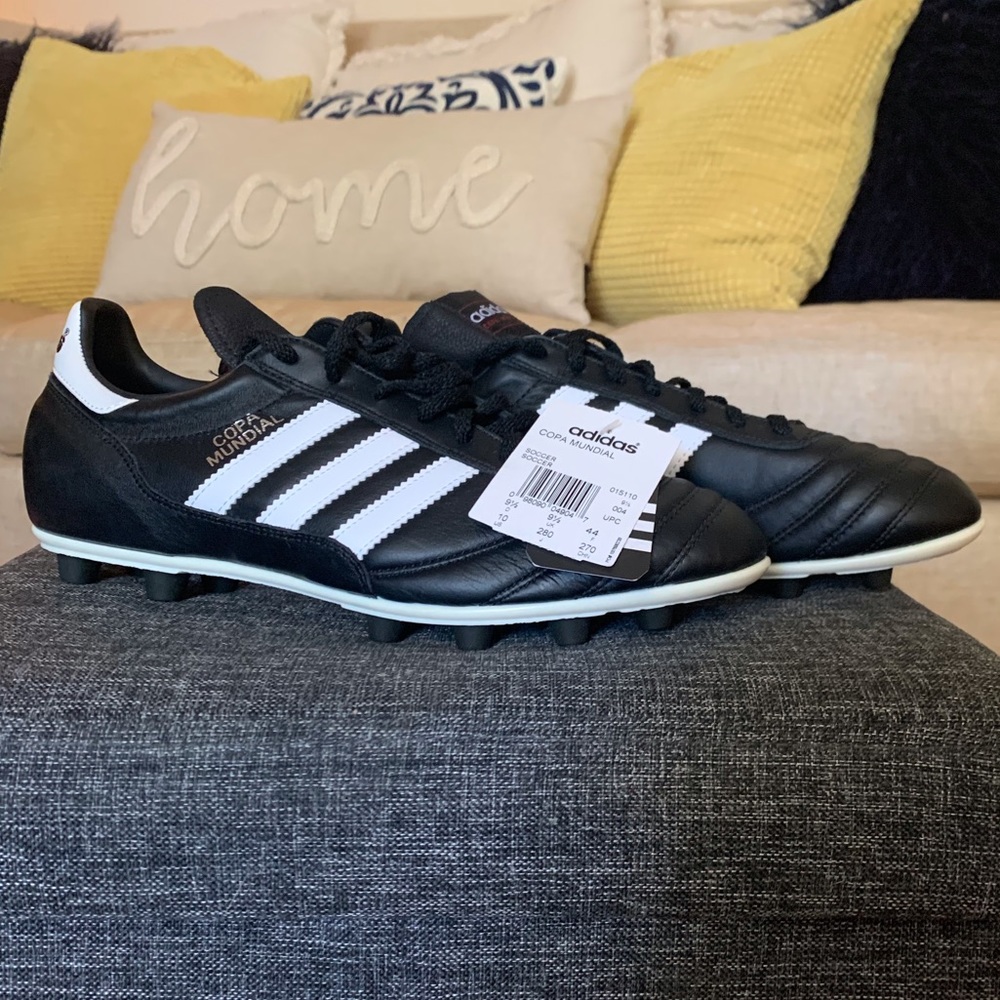 NWT Adidas Mens Soccer Cleats